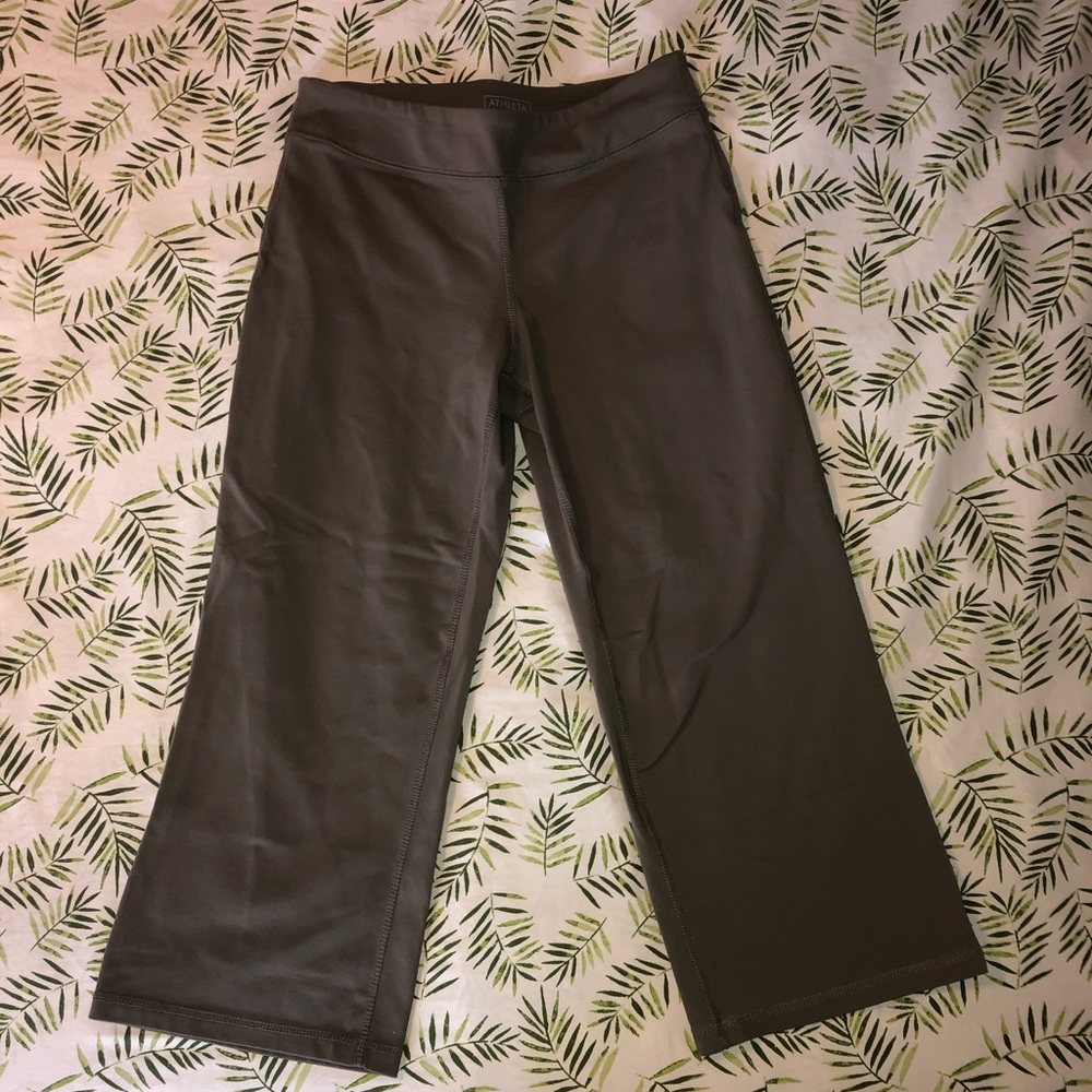 Brown Capri crop Size Small Athleta Workout Pants
